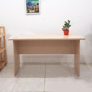 Bàn làm việc giá rẻ 1m4 không hộc - DL0062