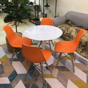 Bộ bàn Tulip 80cm và 4 ghế Eames màu Cam - DL3120