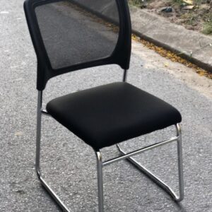 Ghế quỳ lưng lưới chân inox - VN119